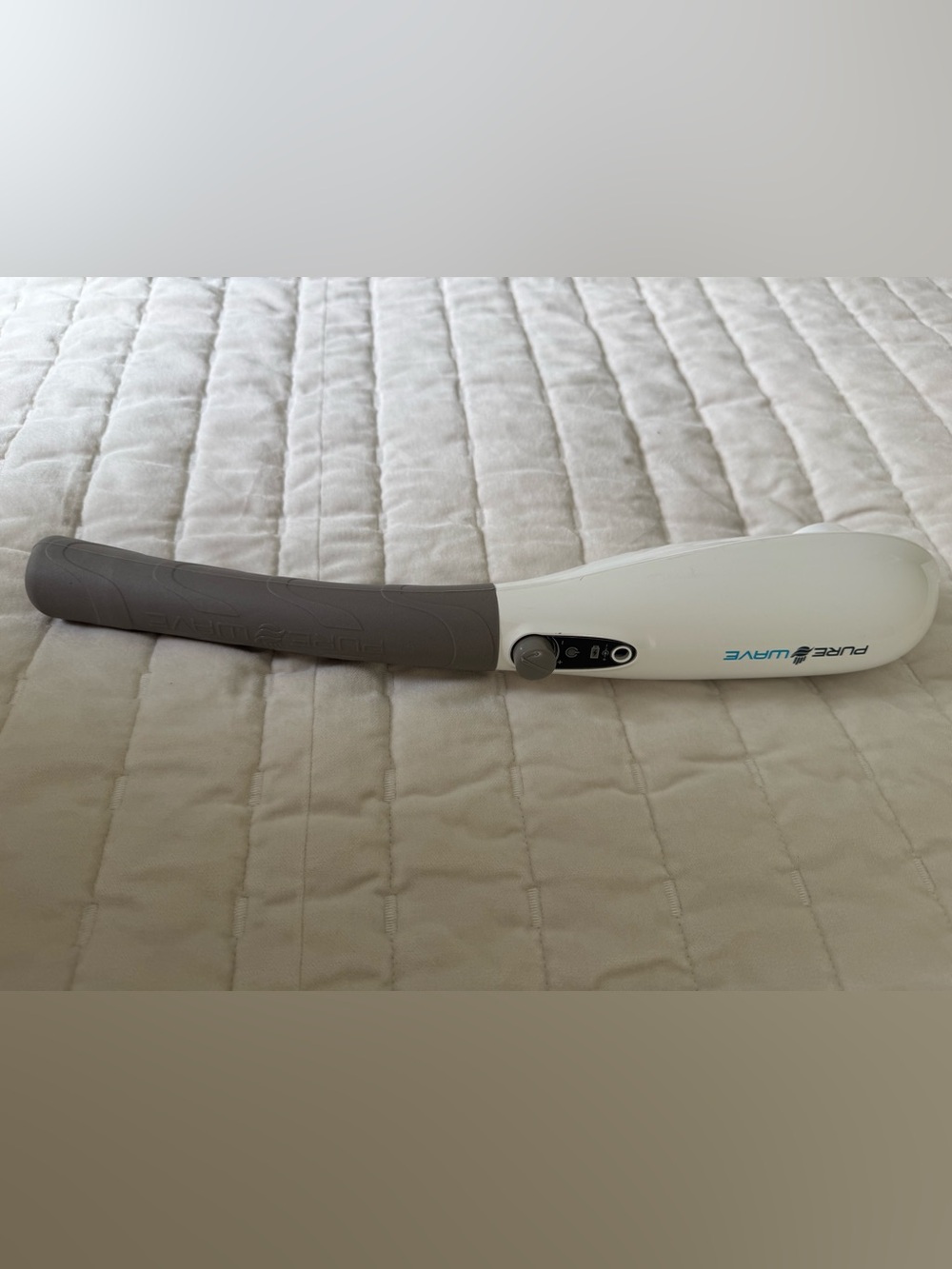 PUREWAVE CM-07 Gray and White Neck/Back  Massager